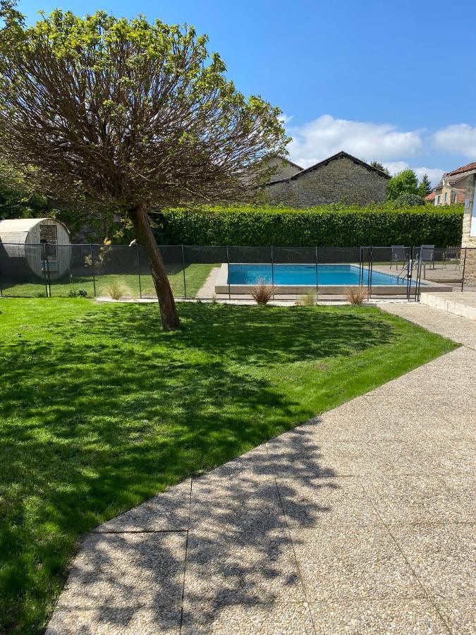 Le Saint-Hilaire Bed & Breakfast Exterior photo